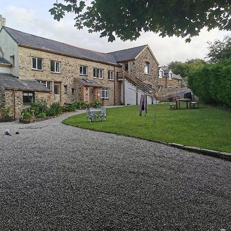 The Old Rectory Southcott Apartment In Jacobstow 10 Mins To Widemouth Bay And Crackington Haven,15 Mins Bude,20 Mins Tintagel, 27 Mins Port Issac Екстериор снимка